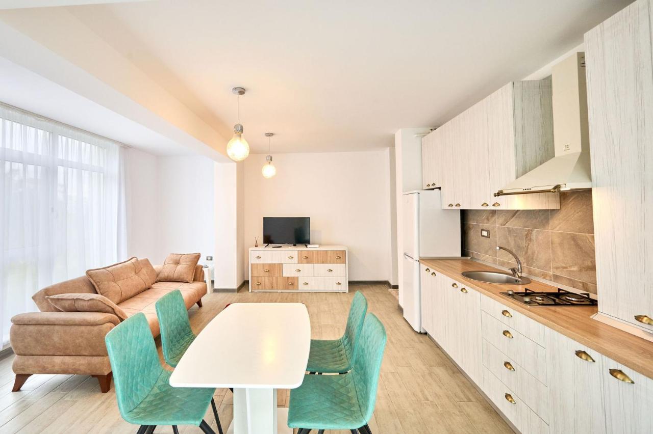 מאמאיה Fancy Apartment In Spa N Pool Beach Resort מראה חיצוני תמונה