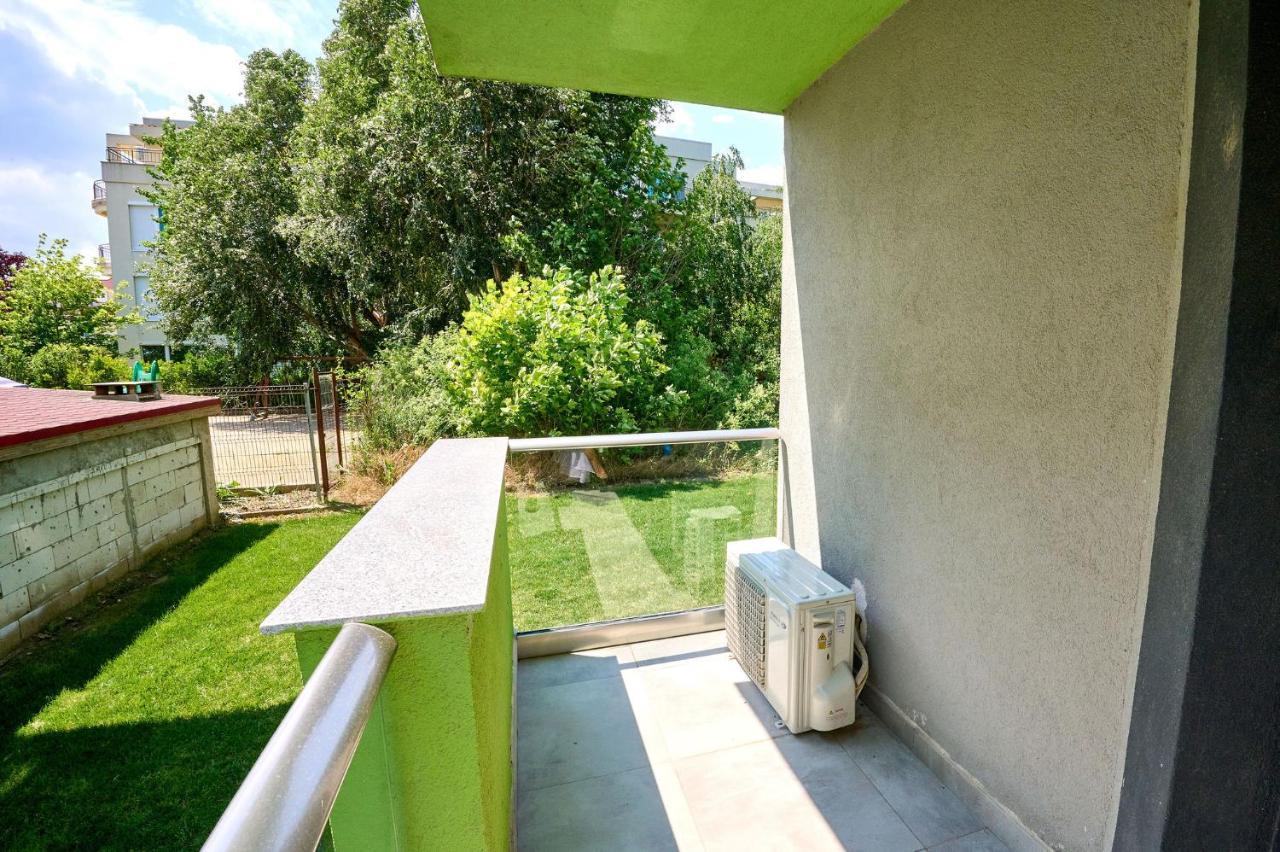 מאמאיה Fancy Apartment In Spa N Pool Beach Resort מראה חיצוני תמונה